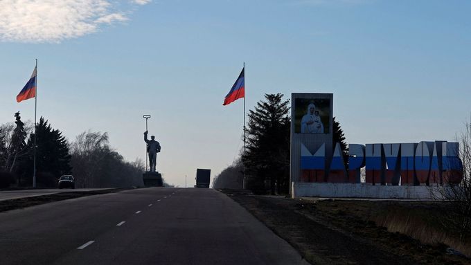 Přístavní město Mariupol okupují od května 2022 Rusové.