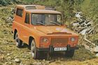 ARO 24 se představilo v roce 1972 a šlo o první model rumunské automobilky vlastní konstrukce. Jeho výhodou byla široká nabídka karosářských variant – toto je například ARO 243, tedy dvoudveřový model s pevnou střechou.
