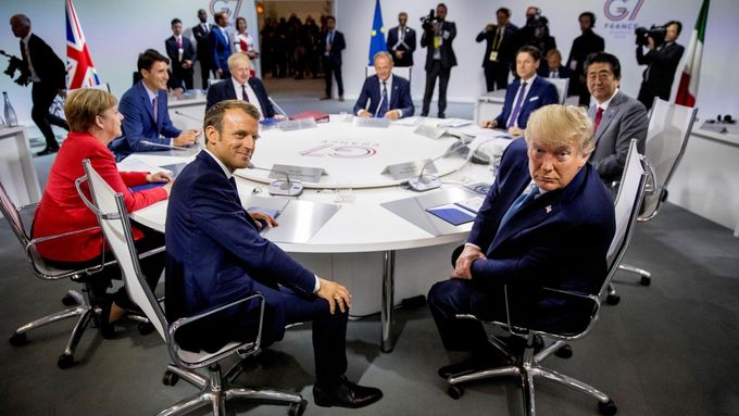 Jednání představitelů G7.