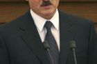 Lukašenko zavedl celní kontroly Rusku. Jen na den