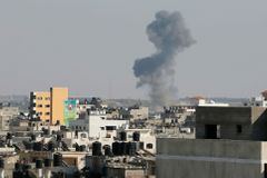 Odveta Izraele: Letectvo v noci znovu zaútočilo na základny Hamasu v Pásmu Gazy