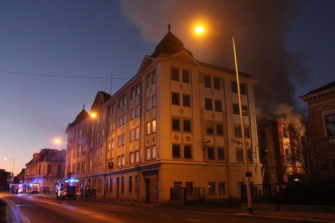 Požár textiky Karnola v Krnově