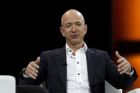 Nejbohatší muž světa Jeff Bezos se rozvádí, se spisovatelkou MacKenzie byl 25 let