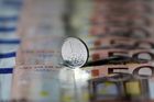 Česká měna posílí pod 25 korun za euro, čekají analytici