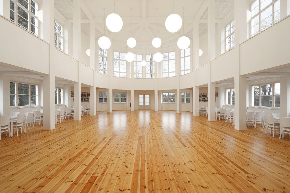 Rekonstrukce pavilonu A Výstaviště Louny, kniha 20000