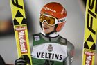 Štursa jako první český skokan na lyžích bodoval v novém ročníku SP, vyhrál Němec Freitag