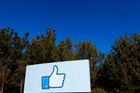 Facebook zahájil velkou čistku, maže falešné profily