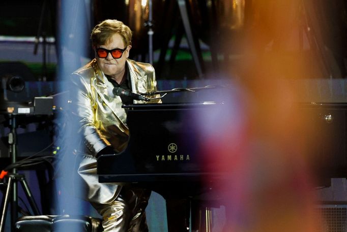 Elton John na festivalu Glastonbury.