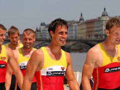 Pro ceny vítězům si opět přišla Dukla Praha.