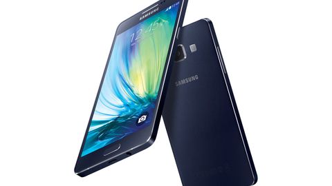 Test: Samsung Galaxy A5 sází na eleganci, s cenou to přehání