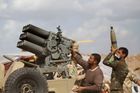 Irácká armáda přešla do protiútoku. Ostřeluje Islámský stát, aby mohla dobýt Mosul
