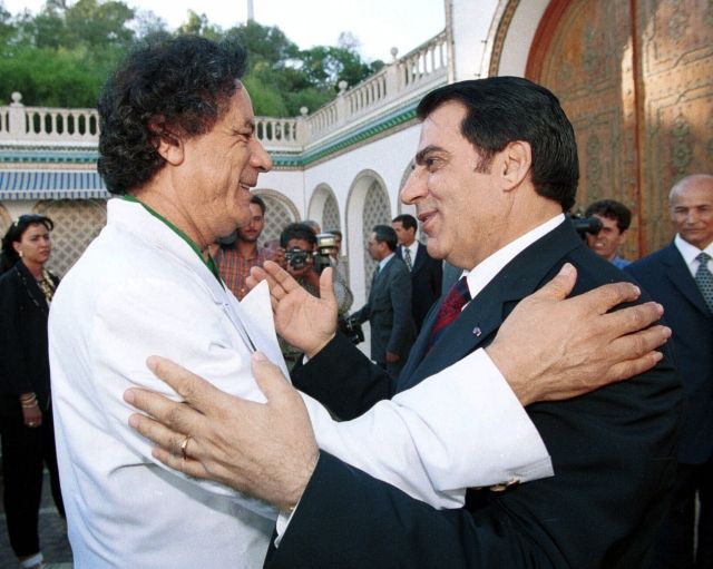 Muammar Kaddáfí a Zín Abidín bin Alí 2000