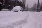 Opět sněží, silnice jsou namrzlé