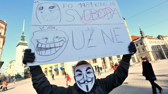 Protest na brněnském náměstí Svobody