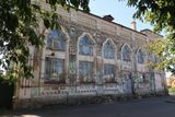 Nádražní budova ve Vasilkovu původně sloužila jako synagoga. Podle jedné z verzí zde 9. listopadu 1943 vojáci první československé brigády v SSSR nalezli nádobu s tekutinou, po jejímž požití zemřeli.
