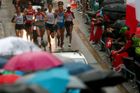 Keňan zaběhl jako první maraton pod dvě hodiny a tři minuty