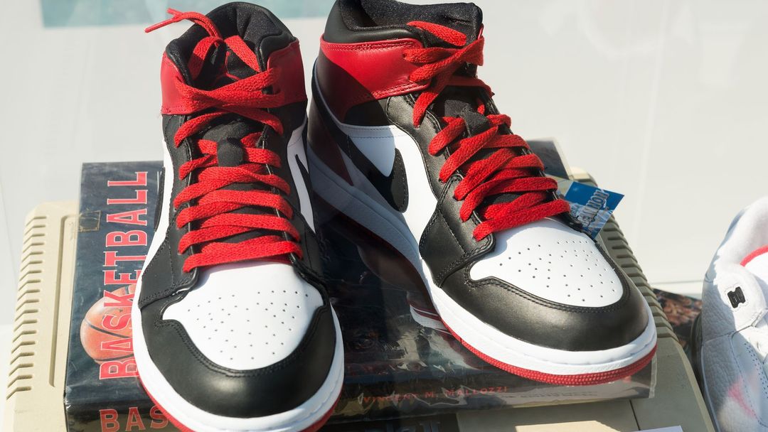 Nike Air Jordan 1