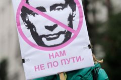 Živě: Putin uznal nezávislost Krymu na Ukrajině