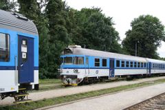 Konec výluky. Po třech měsících se opět rozjedou vlaky na trati z Lovosic do České Lípy