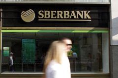 Rusko má novou největší firmu. Sberbank navzdory sankcím předstihla Rosněfť