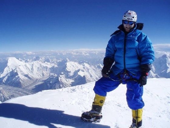 Čtěte o českém výstupu na K2: Libor Uher na K2