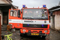 Požár autodílny v Újezdu u Uničova způsobil škodu za tři miliony