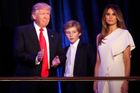 Donald Trump, jeho syn Barron a manželka Melania