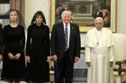 Papež František přijal amerického prezidenta Trumpa, ten dorazil i s rodinou