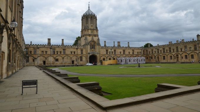Christ Church v Oxfordu, jedna z největších kolejí univerzity.
