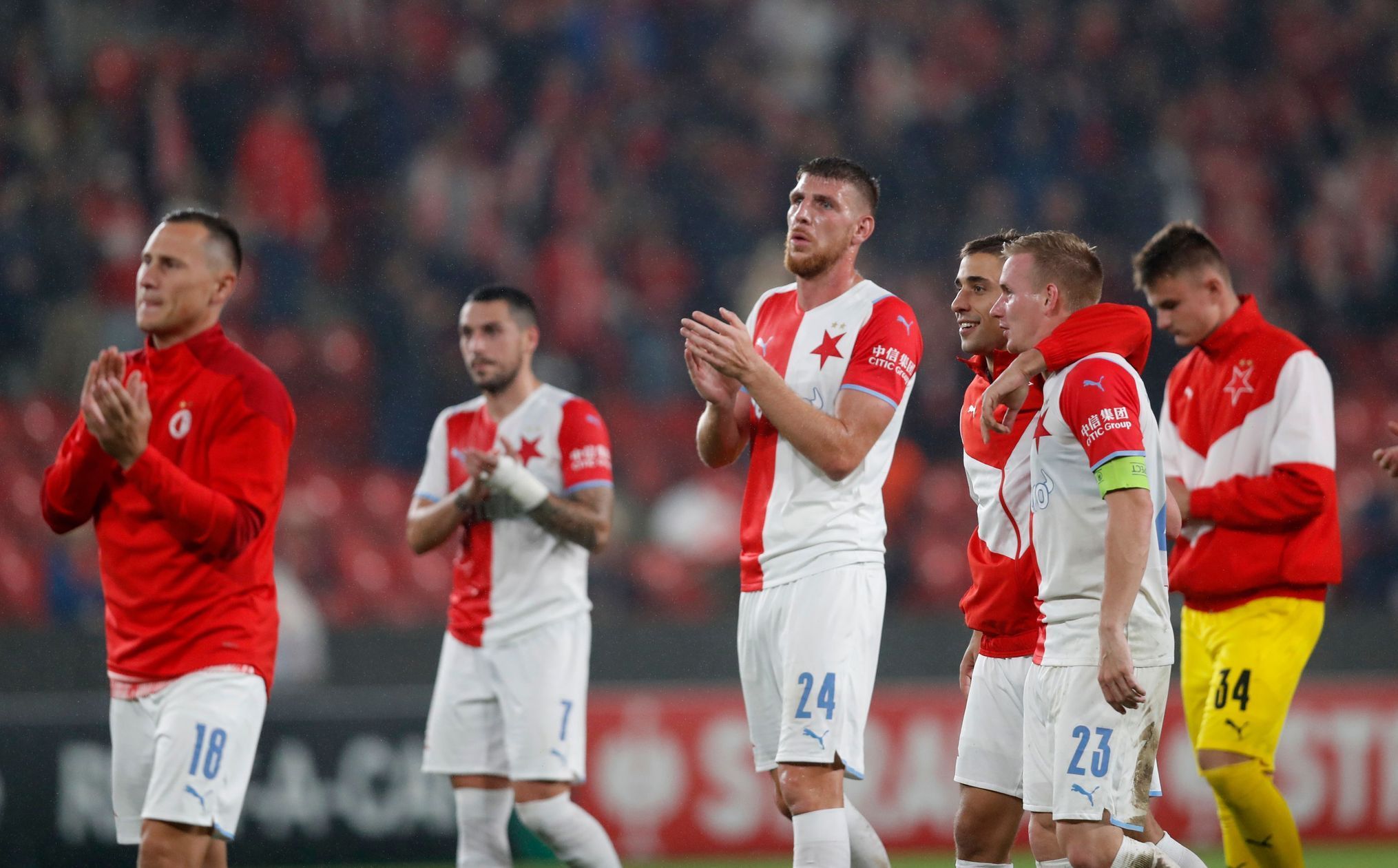 fotbal, Evropská konferenční liga 2021/2022, Slavia Praha - Union Berlín, fotbalisté Slavie, radost