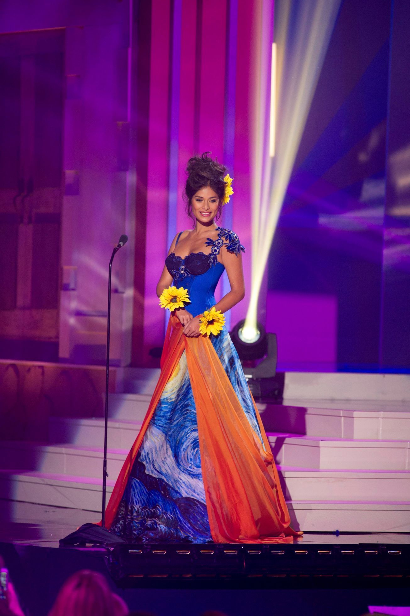 Yasmin Verheijen, Miss Nizozemsko 2014, (Miss Universe v Miami)