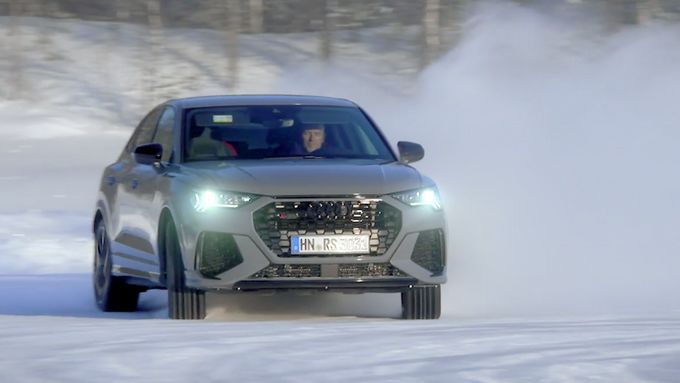 Audi RS Q3 a RS Q3 Sportback vyzkoušely led a sníh ve švédském Arvidsjauru.