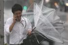 Nejsilnější vítr v historii? Na Japonsko míří tajfun