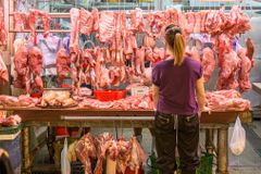Nejlepší české maso mizí v zahraničí. Řetězce raději dovezou levnější