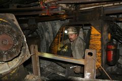 Rekord Stachanova v rubání uhlí padl. Po 75 letech