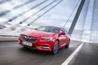 Nový Opel Insignia dorazil na český trh. Sází na nízkou cenu a sexy vzhled