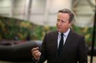 Premiér pro zahraniční věci. Cameron vtrhl do světové diplomacie a sklízí chválu
