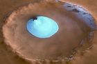 NASA: Máme důkaz, že na Marsu je voda