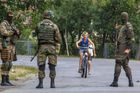 Kyjev procitl. O východ vede válku, západ ovládají gangy