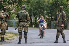 Kyjev procitl. O východ vede válku, západ ovládají gangy