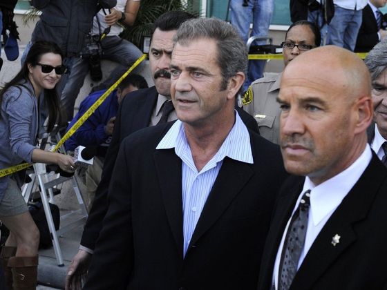 Excesy Mela Gibsona Mel Gibson u soudu