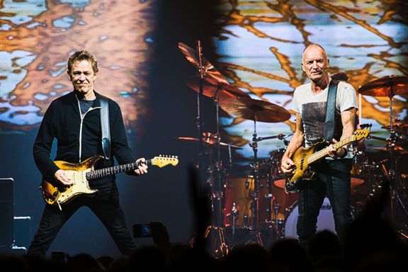 Stinga na koncertě v Brně doprovodil i kytarista Dominic Miller.