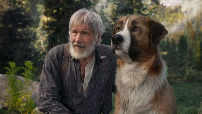 Dobrodruha Johna Thorntona v podání Harrisona Forda doprovází umělý pes.