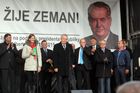 Sobotka ohrožuje bezpečnost Česka, myslí si Zeman. S Konvičkou by vystoupil znovu