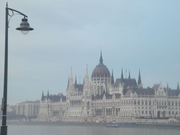 Budova budapešťského parlamentu. 
