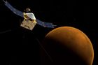 Americká sonda dorazila k Marsu, zjistí, zda byl obyvatelný