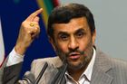 Ahmadínežád se bojí o jaderné vědce, dá jim ochranku