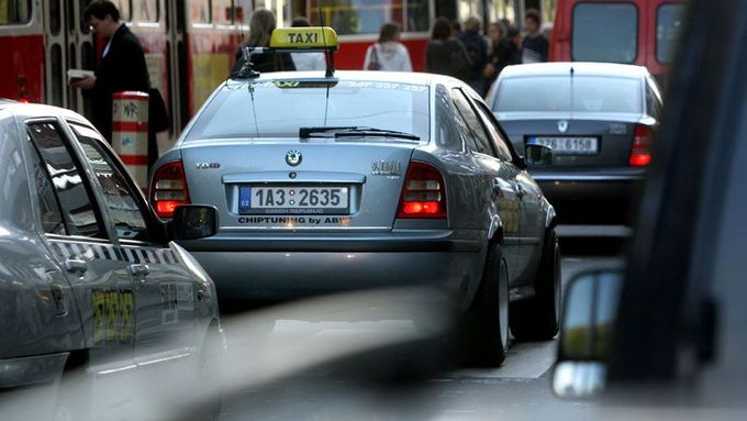 Pražští taxikáři nakonec nedopadli v poměru počtu kontrol k počtu chyb tak špatně.
