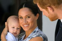 Britský princ Harry a jeho manželka Meghan čekají druhého potomka