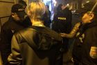 Policisté našli v centru Prahy deset podnapilých dětí. Začal největší zátah proti nalévání mladým